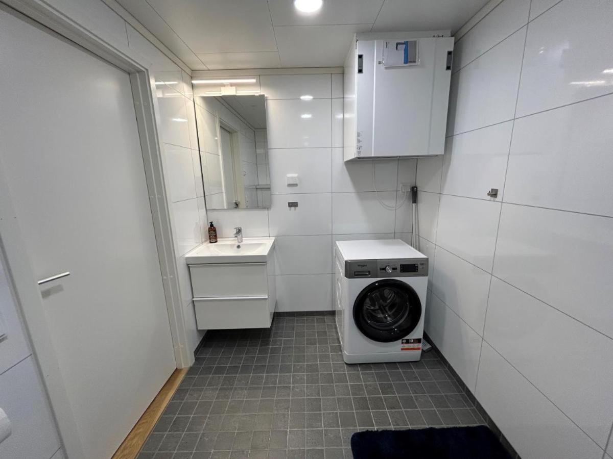 Lofoten Studio Apartment, Vestermyrveien 11 Svolvaer Bagian luar foto