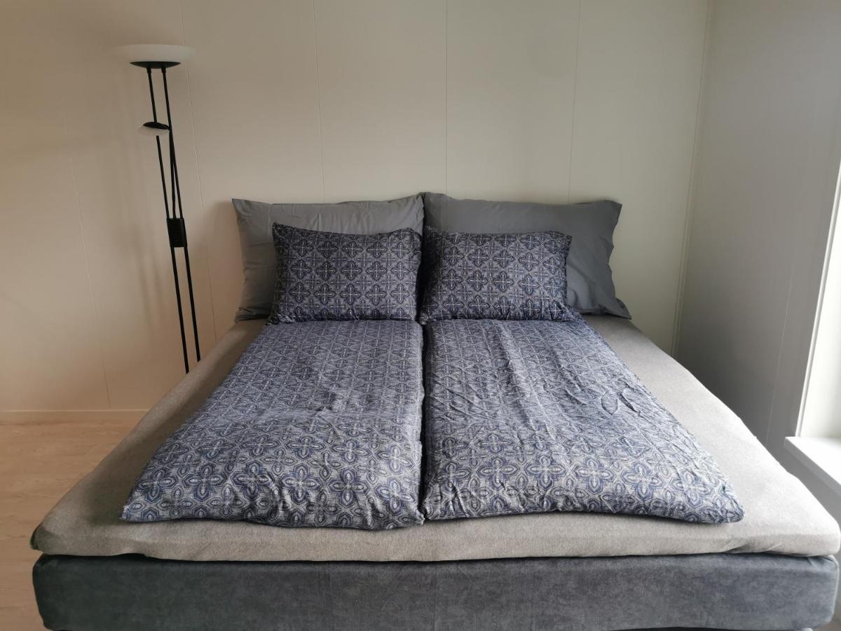 Lofoten Studio Apartment, Vestermyrveien 11 Svolvaer Bagian luar foto